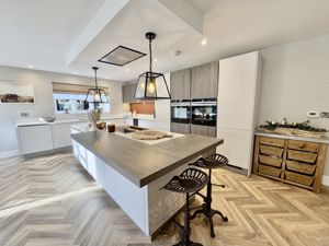 Photo 16- click for photo gallery